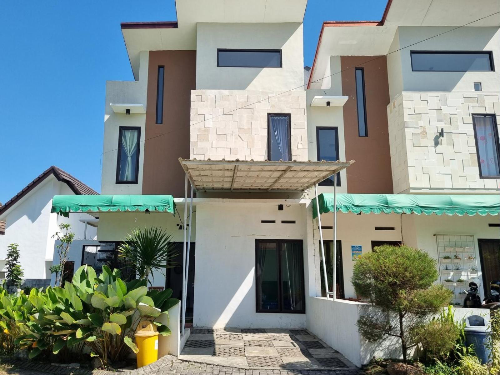 Villa Estetik Di Malang Kültér fotó
