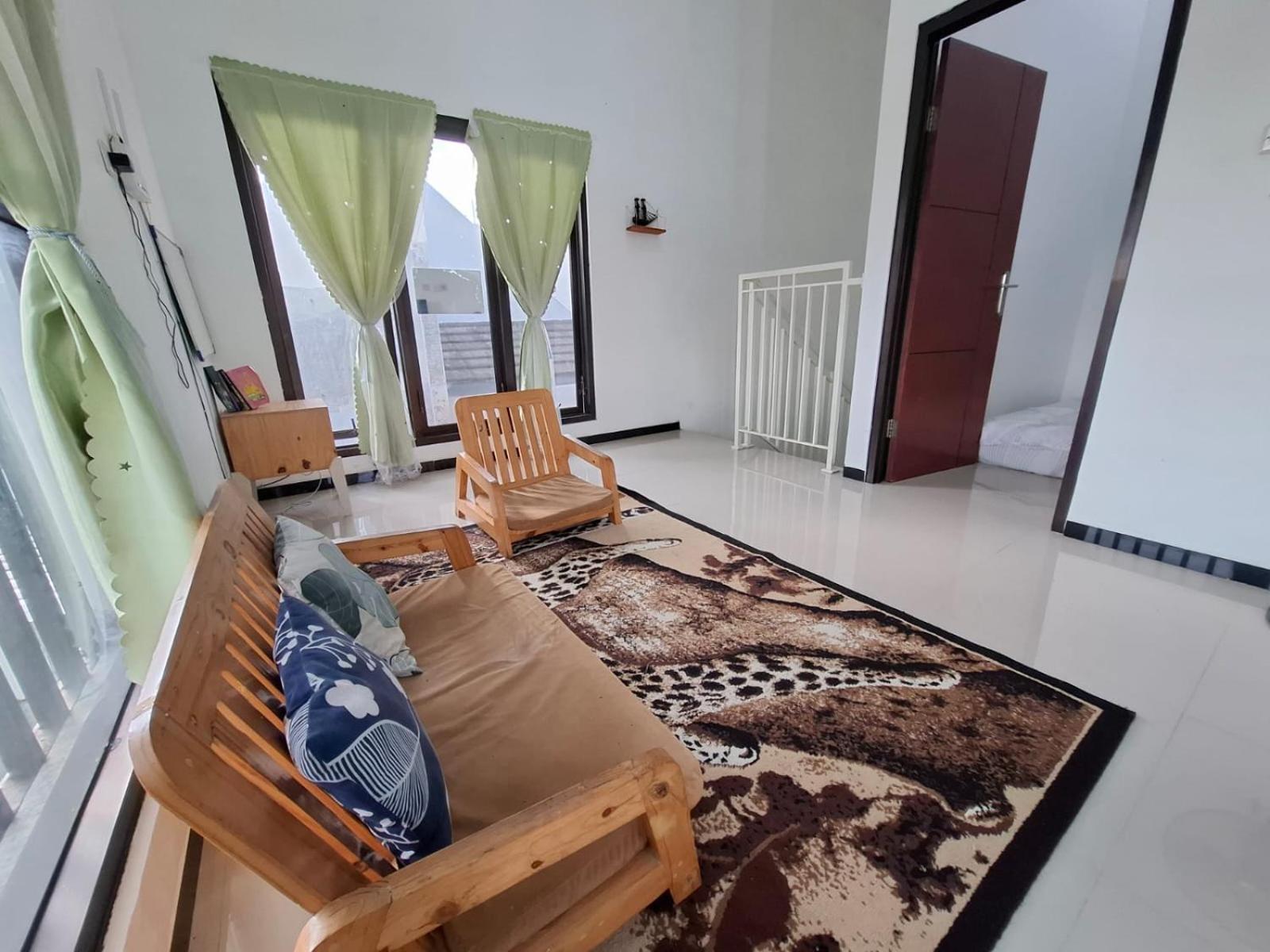 Villa Estetik Di Malang Kültér fotó